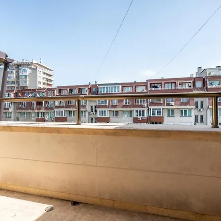 Elegant Aristocratic 2 Bdrm Flat, Location דירה סופיה