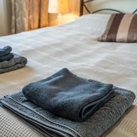 דירה Elegant Aristocratic 2 Bdrm Flat, Location סופיה