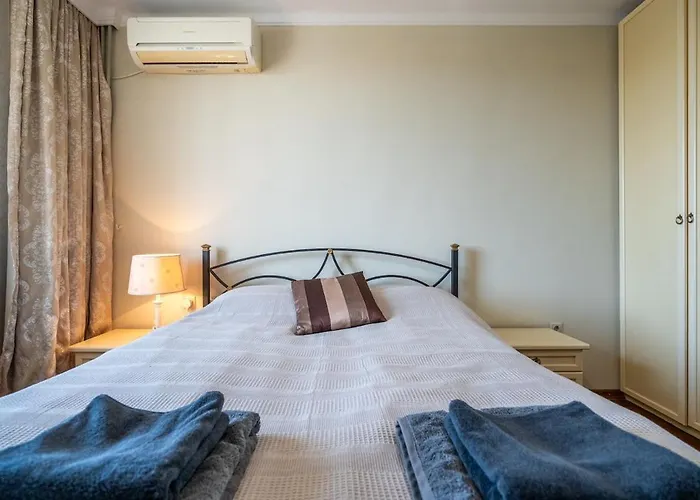 Elegant Aristocratic 2 Bdrm Flat, Location * Sofia