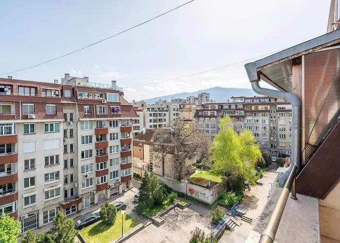 Elegant Aristocratic 2 Bdrm Flat, Location * Sofia