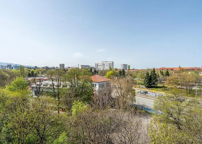 Elegant Aristocratic 2 Bdrm Flat, Location Lejlighed Sofia