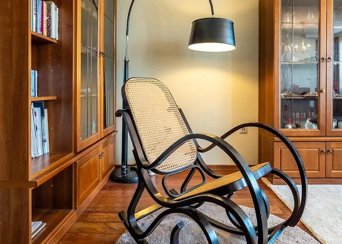 Lejlighed Elegant Aristocratic 2 Bdrm Flat, Location