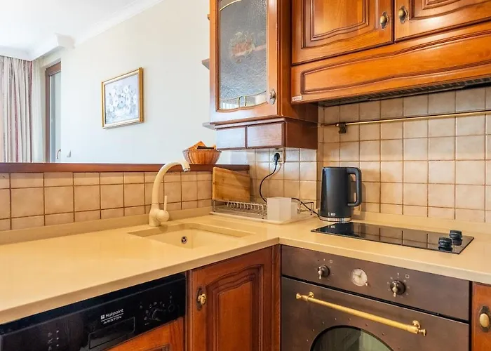 Lejlighed Elegant Aristocratic 2 Bdrm Flat, Location